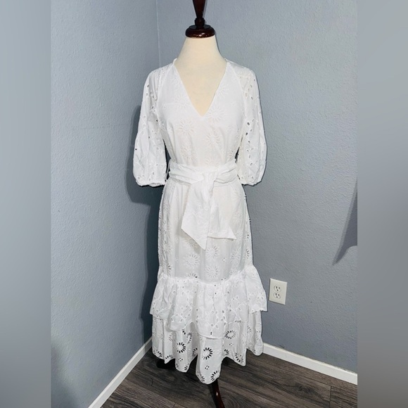 Zara Bloggers Fav Oyster White Belted Embroidered Tiered V-Neck Midi Dress Sz M - Picture 7 of 17